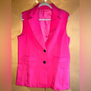 Long off sleeve hot pink blazer: Large